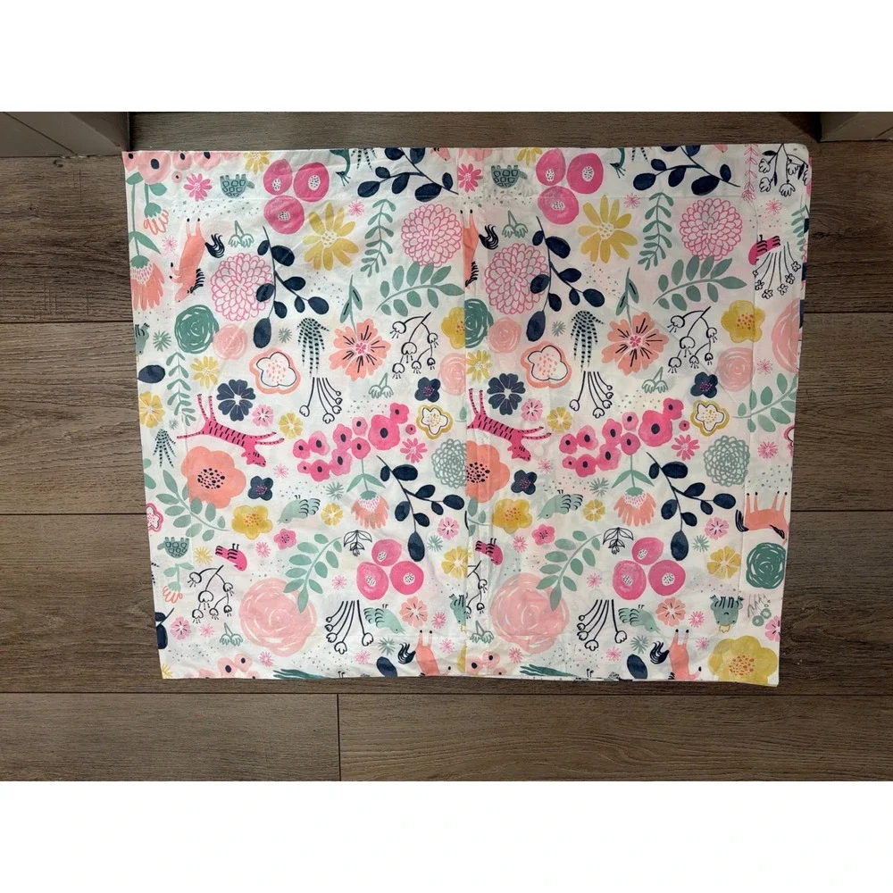 Pottery Barn Kids Sasha Garden Organic Cotton Standard Pillowcase Set 2pk Pink